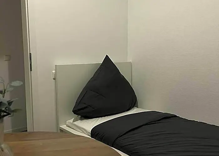 Hh Albergue *